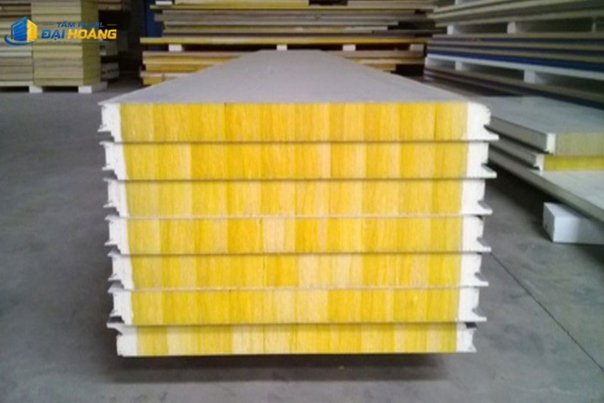 Mẫu panel glasswool bề mặt phẳng và bề mặt cán gân