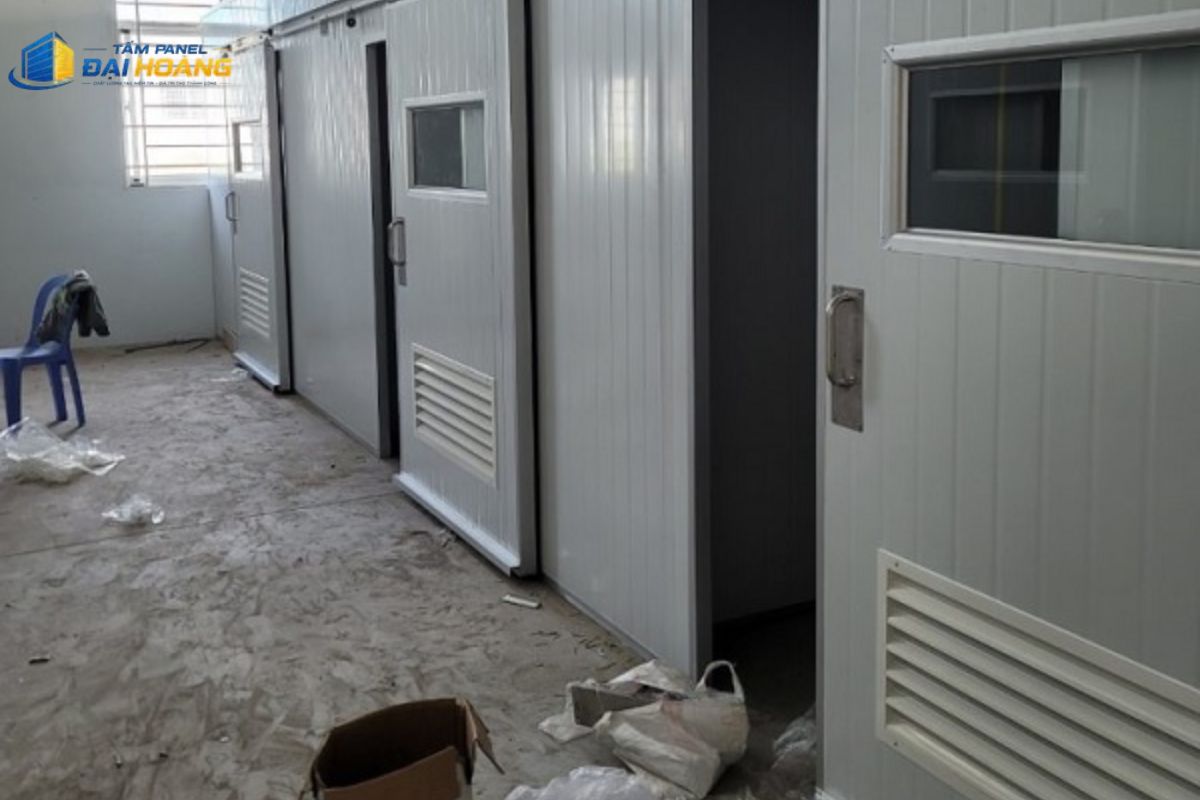 Thiết kế hệ thống tường cách âm công suất lớn cho rạp chiếu phim và vũ trường bằng vật liệu tấm Panel RockWool 100mm