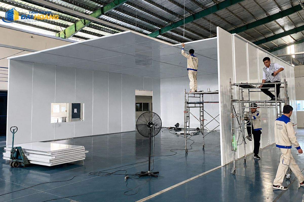 Lắp dựng vách panel An Giang cho kho lạnh và nhà xưởng 