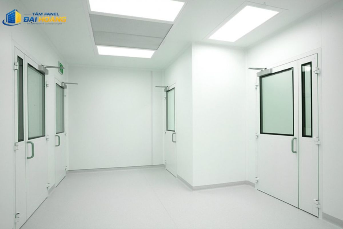 Hoàn thành thi công tấm panel phường An Khánh cho phòng sạch nhà máy dược phẩm đáp ứng các tiêu chuẩn sản xuất nghiêm ngặt
