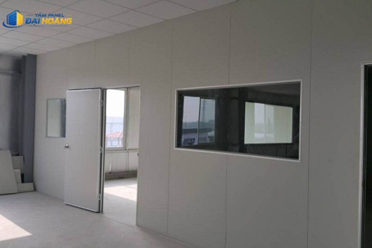 Hoàn thành thi công tấm panel phường An Nhơn làm vách ngăn phòng ngủ giúp cách âm và tạo không gian riêng tư