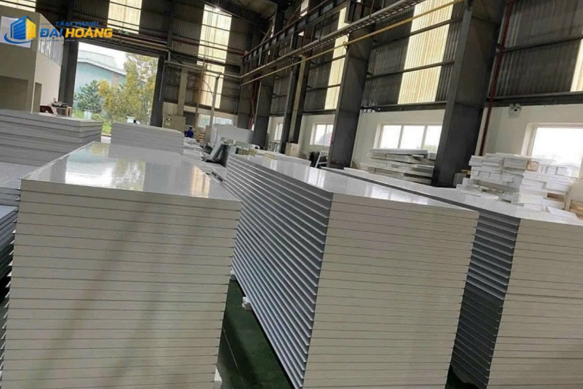 Các loại panel EPS PU Rockwool dùng trong thi công