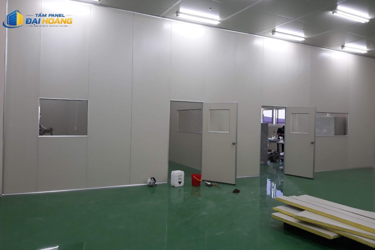 Thi công tấm panel phường Đa Kao hệ vách chống cháy và chống ẩm chuyên dụng cho khu bếp nấu của nhà hàng