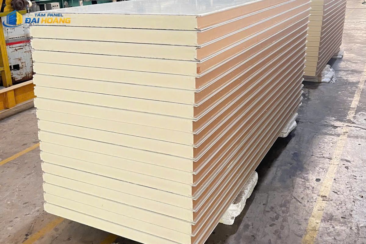 Các dòng panel phổ biến được sử dụng trong xây dựng công nghiệp.