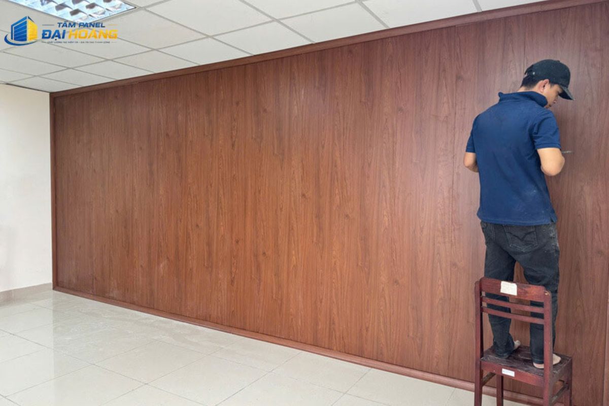 Hoàn thành thi công tấm panel phường Vườn Lài làm vách ngăn văn phòng giúp tạo không gian làm việc hiện đại và thẩm mỹ