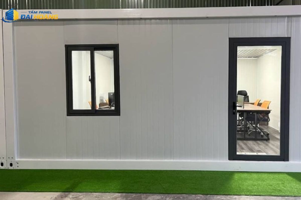 Ứng dụng thi công tấm panel phường Vườn Lài làm vách cách nhiệt cho mô hình nhà lắp ghép