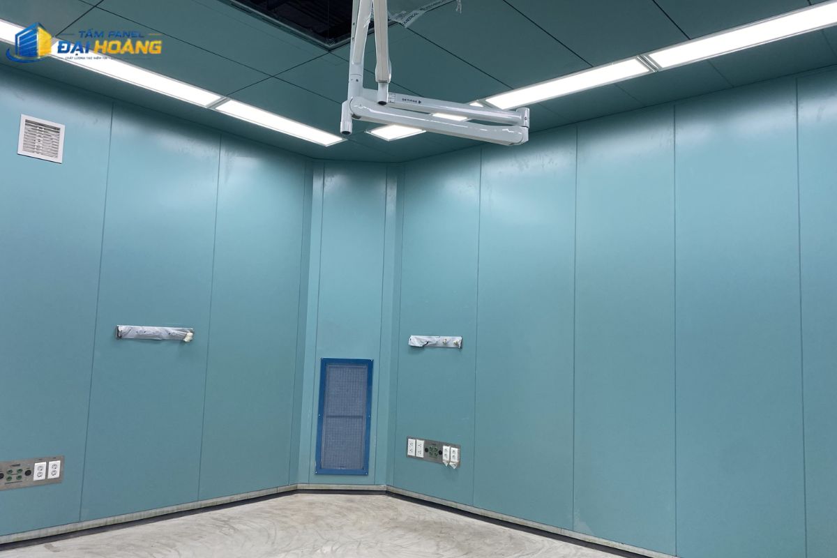 Hoàn thành nghiệm thu dự án thi công tấm panel Tây Ninh với vách panel phòng sạch đạt chuẩn vô trùng