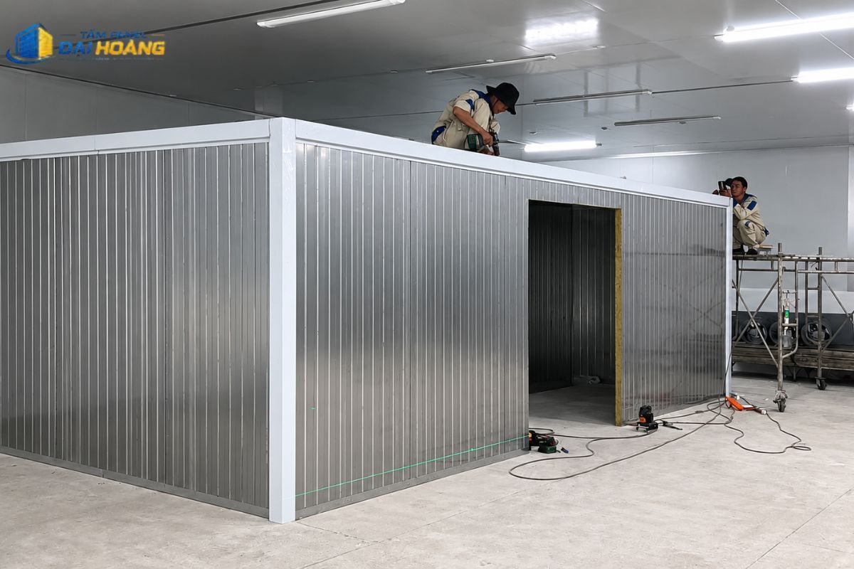Thi công tấm panel Tây Ninh cho nhà xưởng tiền chế