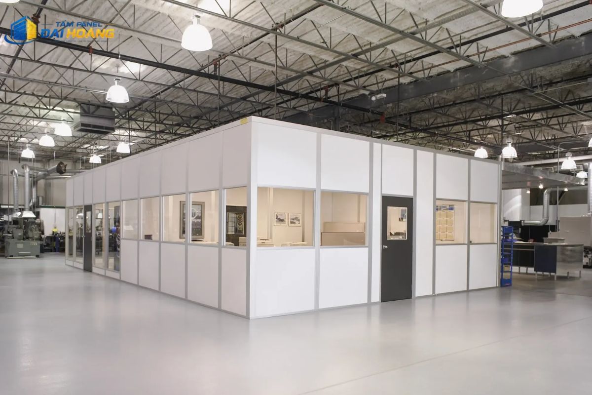 Thi công tấm panel Vĩnh Long hoàn thiện cho văn phòng nhà xưởng